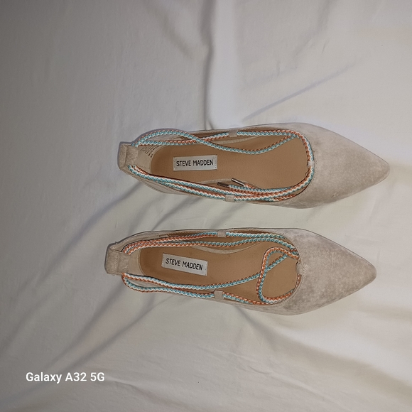 STEVE MADDEN EMILIE TAN SUEDE LEATHER POINTED TOE LACE UP FLATS SIZE 7.5 - Picture 4 of 7